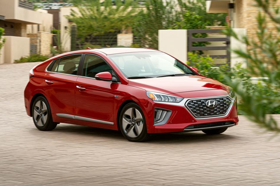 Review Mobil Listrik Hyundai Ioniq Terbaru 2021