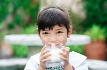 Susu Untuk Kecerdasan Otak Anak